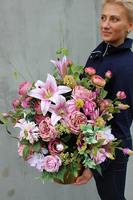 Lilia kompozycja kwiatowa / bukiet, wys.60cm, śr.55cm