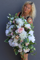 dekoracja kwiatowa w ceramicznej donicy, Jelinia, wym.45x80x60cm