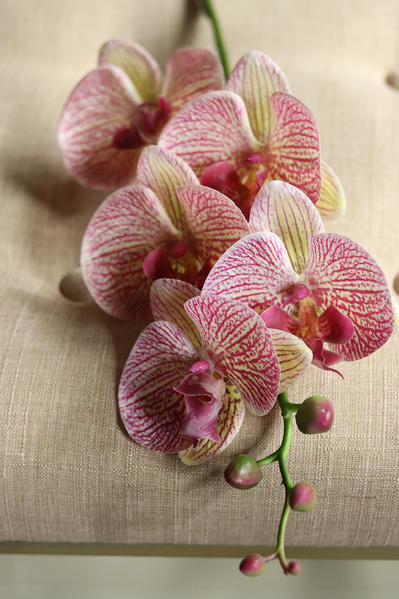 gałązka kwiatowa, sztuczny storczyk / orchidea Gumowy Granada Pink, 1 szt, dł.88cm