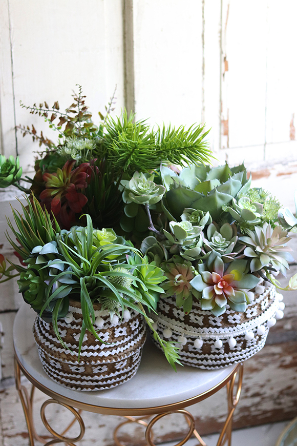 Boho Basket A, kompozycja sukulenty w donicy - koszu, wym.38x32cm