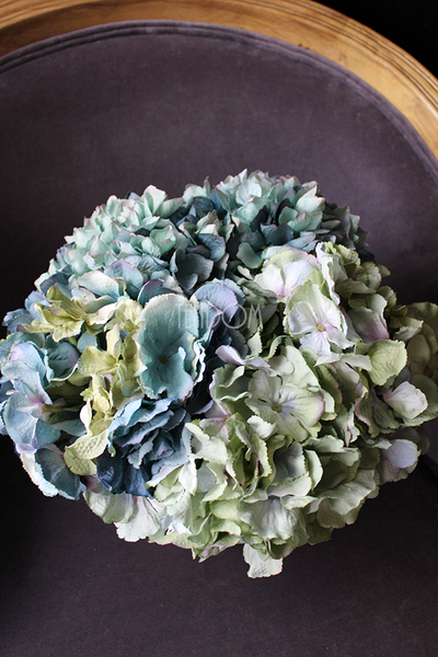 kosz z kwiatami Romantyczna Hortensja Morska 32x35cm