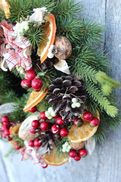 elegancki wianek na drzwi, Kompot z Suszu, śr.27 cm