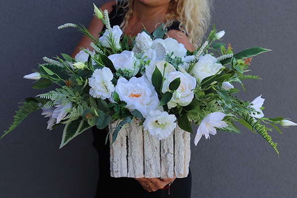 Biellona, dekoracja nagrobna z aniołem, wym.42x61cm