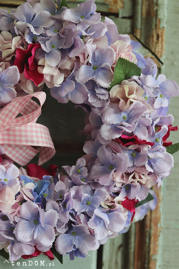 bogaty wianek z hortensji, Tellia, śr.30cm 