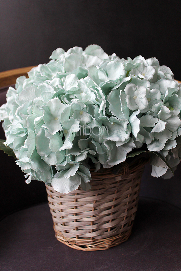 kosz z kwiatami Romantyczna Hortensja Błękitna 35x35cm