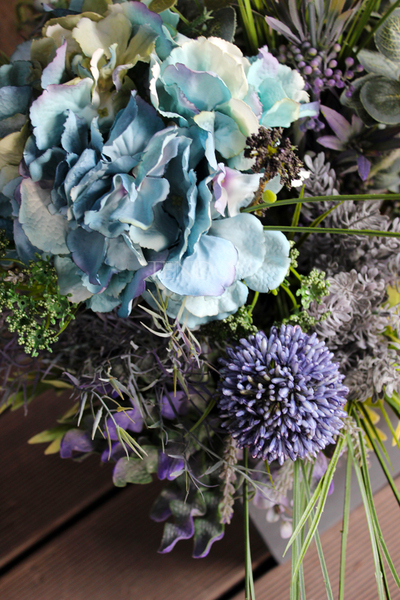 kompozycja Fiolet w sześciennej donicy, wys.60cm