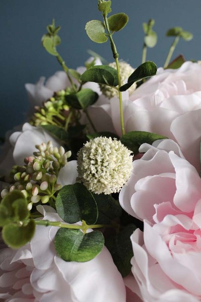 kompozycja kwiatowa / bukiet / Flowerbox, Kamelia, wys.38cm