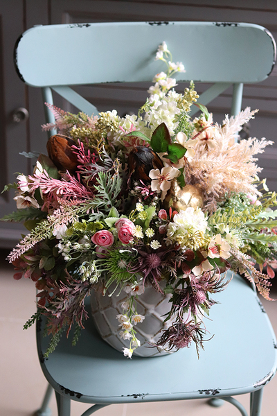 bogata kompozycja wielkanocna ze złotą kurą, Zorza, wys.43cm 