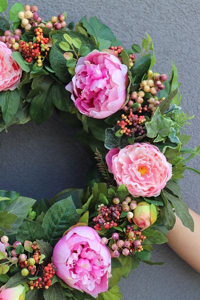 Piwonia Różowa, piękny wianek z peoniami, śr.36cm