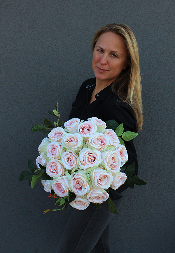 kompozycja kwiatowa / flowerbox / bukiet Flowerbox Różowa Pererio, wys.37cm