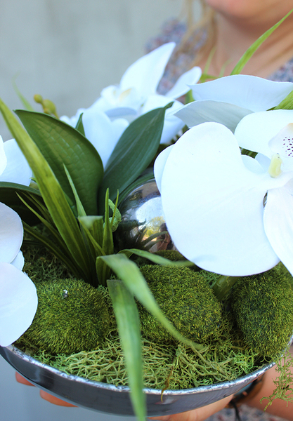 kompozycja kwiatowa Mini Dekoria w srebrnej misie, wys.22cm