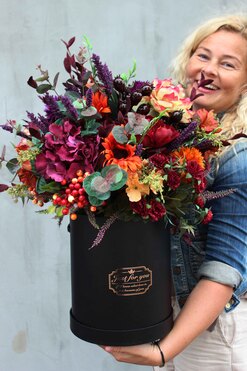 Jesienny Dom, kompozycja kwiatowa / bukiet / Flowerbox wys.55cm 