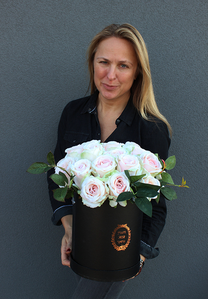 kompozycja kwiatowa / flowerbox / bukiet Flowerbox Różowa Pererio, wys.37cm