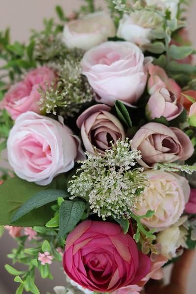 Gregia, mini kompozycja kwiatowa w lustrzanym naczyniu, wym.26x20x12cm