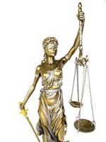 elegancka figurka, Temida, wys.35cm