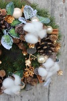 dekoracyjny świąteczny wianek Zima wokół Nas, wym.26 cm