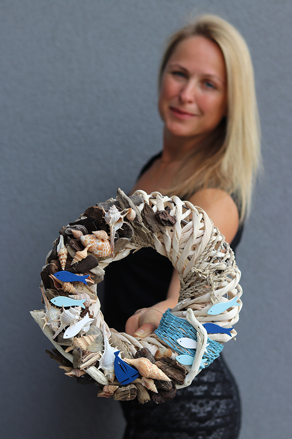 Ławica, marynistyczny wianek na drzwi z rybami, śr.28cm