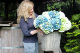 bardzo bogaty kosz z hortensjami Provance Sea, wys.69cm, szer.70cm  