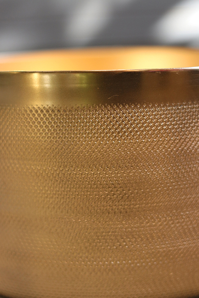 Goldie, osłonka metalowa na stojaku, wym.37x19.5cm