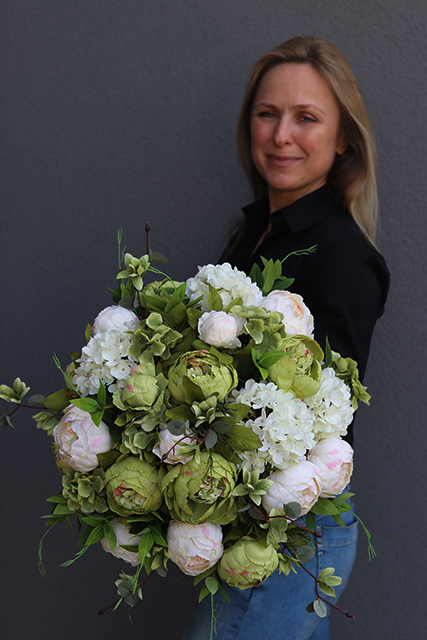 flowerbox Extra Green, kompozycja kwiatowa w pudełku, wys.44cm