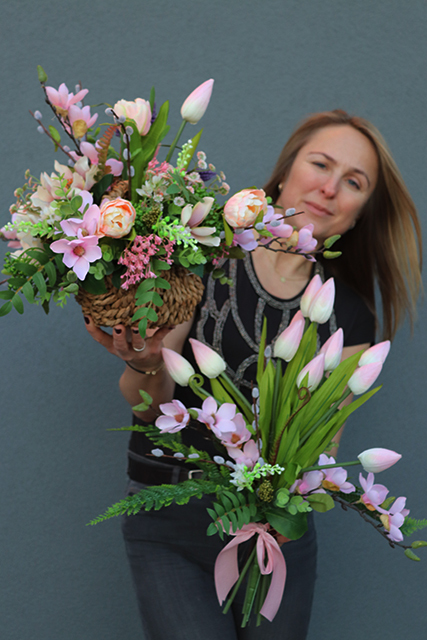 kosz wiosenny, Radosne Tulipany, wys.35cm 