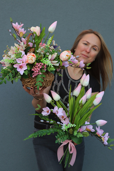 kosz wiosenny, Radosne Tulipany, wys.35cm 