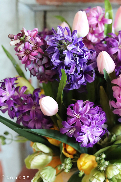 Hiacyntha,kosz pełen kwiatów, wys.46cm 