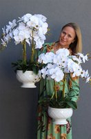 elegancki biały storczyk w ceramicznej donicy, Ronella, wys.64cm