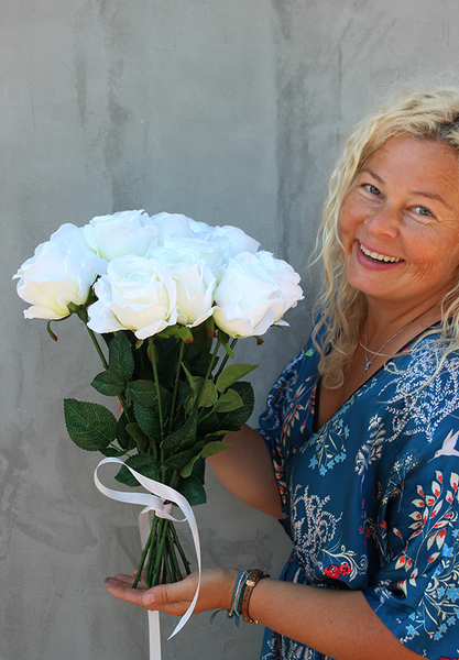 bukiet 12 białych róż, duży, Bianca dł.60cm