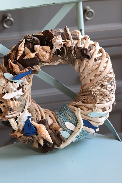 Ławica, marynistyczny wianek na drzwi z rybami, śr.28cm