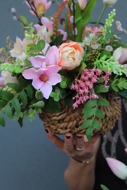 kosz wiosenny, Radosne Tulipany, wys.35cm 