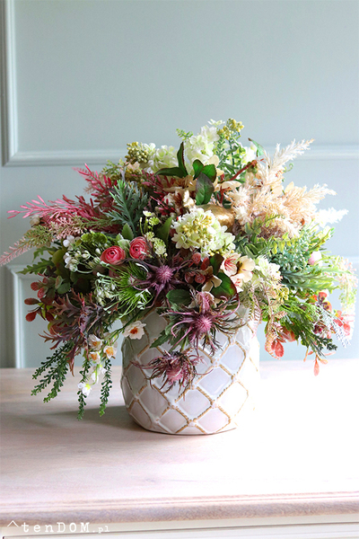 bogata kompozycja wielkanocna ze złotą kurą, Zorza, wys.43cm 