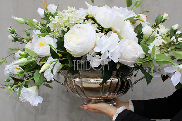 Cremona Exclusive kompozycja kwiatowa w cynowanym ekskluzywnym naczyniu, dł.kompozycji 120 cm, wys.44 cm