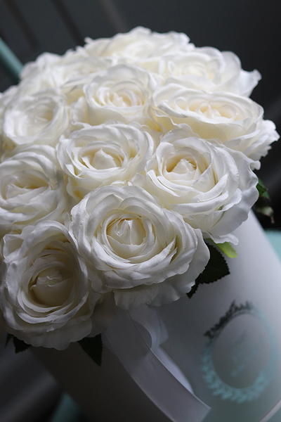 Biała Rezydencja, komplet dekoracji 2 szt. flowerbox & bukiet