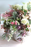 bogata kompozycja wielkanocna ze złotą kurą, Zorza, wys.43cm 