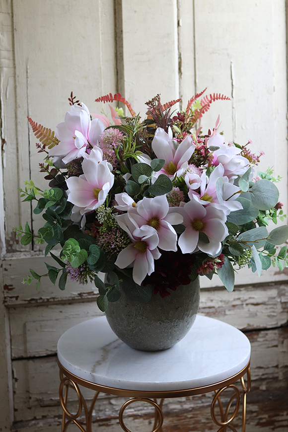 Adelita Borgio 2, efektowna kompozycja kwiatowa w wazonie, wys.46cm 