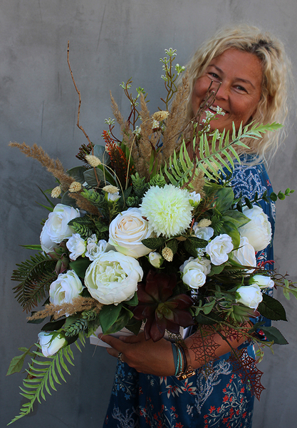 Biała Villa, bukiet / flowerbox / kompozycja, wys.50cm