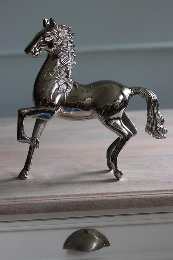 elegancka figurka konia, Stąpający Koń, wym.28x25x9cm 