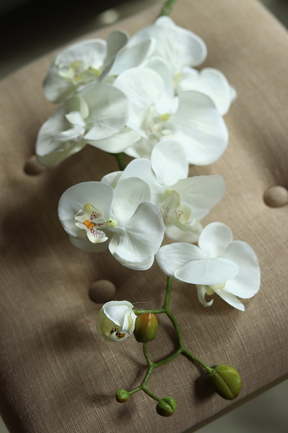 gałązka kwiatowa, sztuczny storczyk / orchidea Cream III, 1 szt, dł.95cm