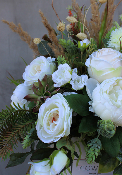 Biała Villa, bukiet / flowerbox / kompozycja, wys.50cm