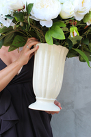 efektowna kompozycja kwiatowa / bukiet Creamosa wys.65cm