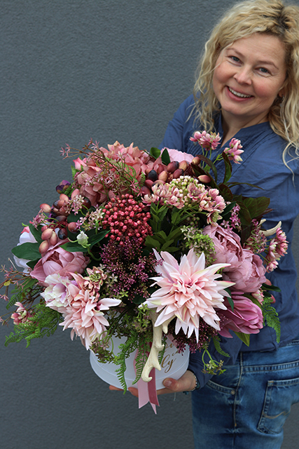 duża kompozycja kwiatowa / flowerbox Transylwania, wys.50cm