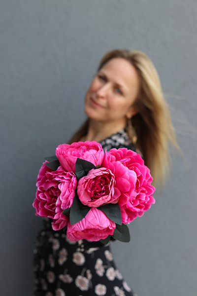 Mini Peonie, kompozycja kwiatowa / bukiet, wys.19cm,śr.19cm 