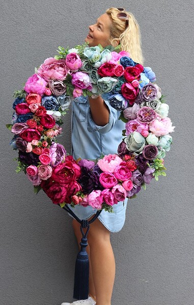 Caryca Katarzyna Pink Vibes, duży kolorowy wianek z chwostem, śr.68cm 