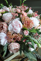 efektowna kompozycja kwiatowa Pink Peonies, wym.38x50x55cm