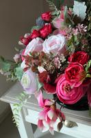 Ramena, barwna kompozycja nagrobna w czarnej okrągłej misie, wym.42x50cm