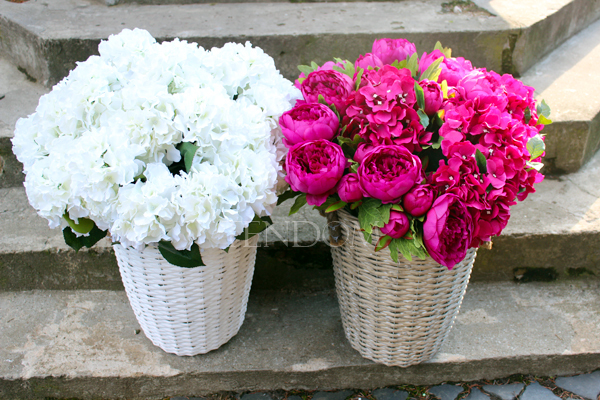 bardzo bogaty kosz z ciemnoróżowymi hortensjami i peoniami Provance,  wys.55cm 