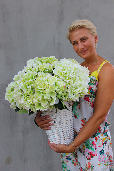 kosz Love Provance z pistacjowymi hortensjami wys.55cm