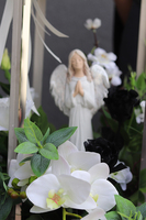 Latarnia z Aniołem Silver, kompozycja nagrobna ze srebrnym lampionem, wys.85cm     