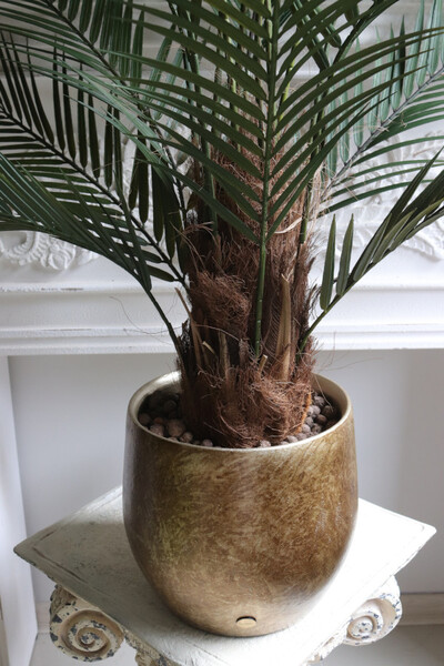 Palma Gold Hilton 2, sztuczna roślina w złotej donicy